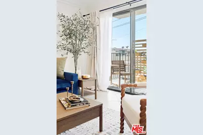 1215 Brockton Ave #203, Los Angeles, CA 90025 - Photo 24