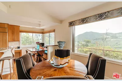 2208 Westridge Rd, Los Angeles, CA 90049 - Photo 10