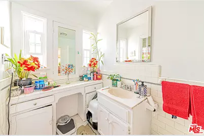 1618 S Burnside Ave, Los Angeles, CA 90019 - Photo 18