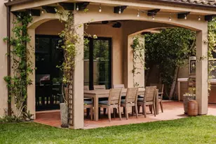 11432 Aqua Vista St, Studio City, CA 91604 - Photo 22