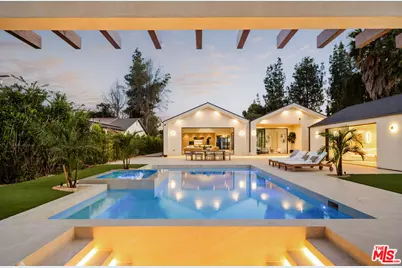 22821 Collins St, Woodland Hills, CA 91367 - Photo 50