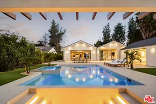 22821 Collins St, Woodland Hills, CA 91367 - Photo 50