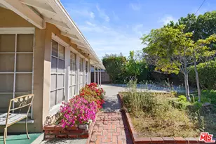 2861 Dunleer Pl, Los Angeles, CA 90064 - Photo 8