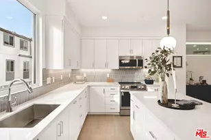 1685 Constellation Dr, Los Angeles, CA 90732 - Photo 12