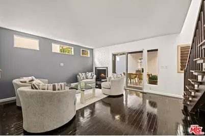 9827 Yoakum Dr, Beverly Hills, CA 90210 - Photo 6