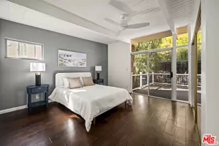9827 Yoakum Dr, Beverly Hills, CA 90210 - Photo 16