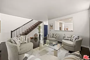 9827 Yoakum Dr, Beverly Hills, CA 90210 - Photo 6