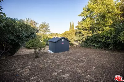 904 Terrace 49, Los Angeles, CA 90042 - Photo 50