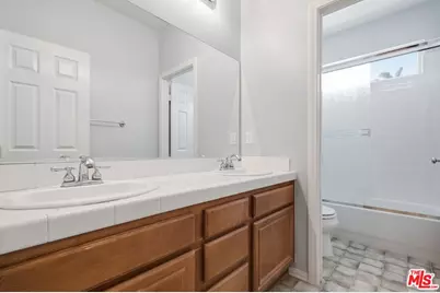 30118 Galbreth Ct, Castaic, CA 91384 - Photo 40