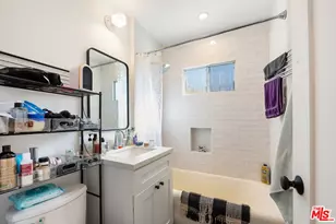 5846 Willoughby Ave, Los Angeles, CA 90038 - Photo 10