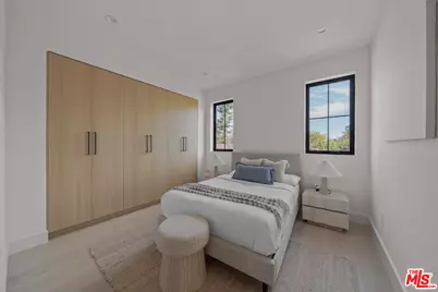 11317 Valley Spring Ln, Studio City, CA 91604 - Photo 42