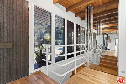 3275 Buckingham Rd, Glendale, CA 91206 - Photo 8