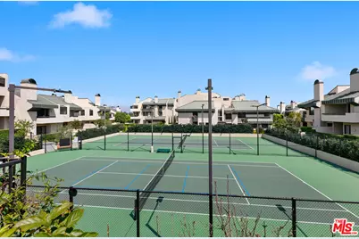 2397 Century Hl, Los Angeles, CA 90067 - Photo 24