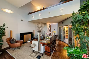 5677 Spreading Oak Dr, Los Angeles, CA 90068 - Photo 4