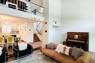 1925 S Beverly Glen Blvd, Los Angeles, CA 90025 - Photo 16