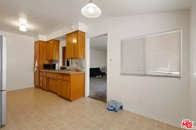 3728 Redondo Beach Blvd, Torrance, CA 90504 - Photo 18