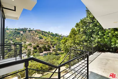 3761 Glenridge Dr, Sherman Oaks, CA 91423 - Photo 28