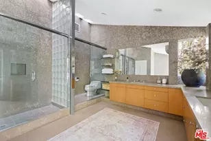 10339 Glenbarr Ave, Los Angeles, CA 90064 - Photo 30