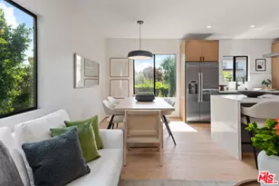 838 N Mansfield Ave, Los Angeles, CA 90038 - Photo 1