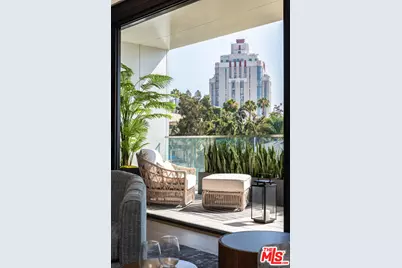 8420 W Sunset Blvd #704, West Hollywood, CA 90069 - Photo 6