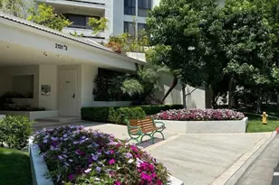 2131 Century Park Ln, Los Angeles, CA 90067 - Photo 52