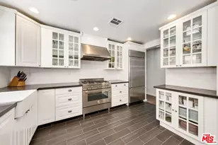 816 N McCadden Pl, Los Angeles, CA 90038 - Photo 14