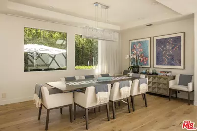 3833 Hayvenhurst Dr, Encino, CA 91436 - Photo 10