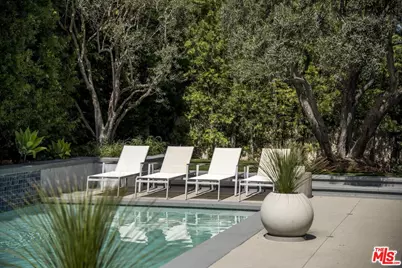 3833 Hayvenhurst Dr, Encino, CA 91436 - Photo 40