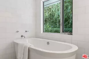 1726 Stone Canyon Rd, Los Angeles, CA 90077 - Photo 18