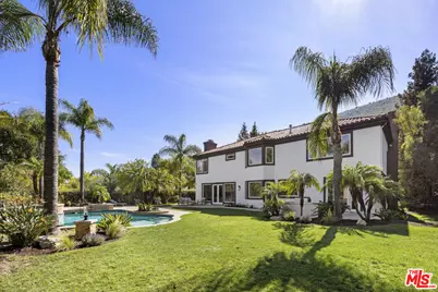 3909 Cresthaven Dr, Westlake Village, CA 91362 - Photo 28