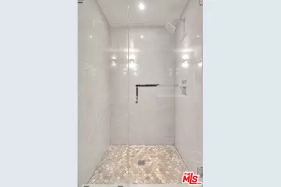 5014 Rosewood Ave #1/2, Los Angeles, CA 90004 - Photo 24