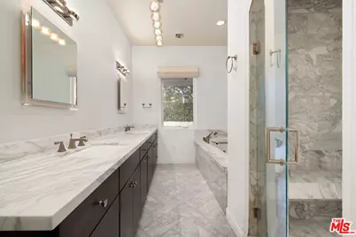 1471 S Durango Ave, Los Angeles, CA 90035 - Photo 10