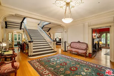 1130 Westchester Pl, Los Angeles, CA 90019 - Photo 12
