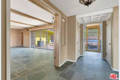 1682 Larco Way, Glendale, CA 91202 - Photo 14