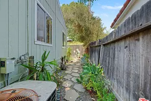 1161 Comanche, Topanga, CA 90290 - Photo 24