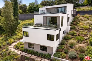 5130 Medina Rd, Woodland Hills, CA 91364 - Photo 26