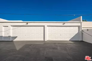 2046 S Burnside Ave, Los Angeles, CA 90016 - Photo 42