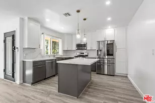 19007 Vanowen St, Reseda, CA 91335 - Photo 2