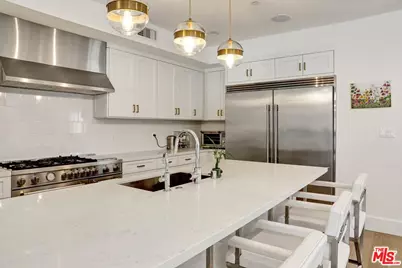 10593 Kinnard Ave, Los Angeles, CA 90024 - Photo 18