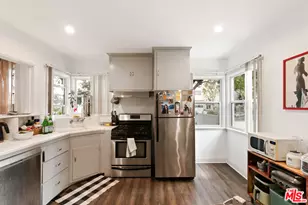 2302 32nd St, Santa Monica, CA 90405 - Photo 24