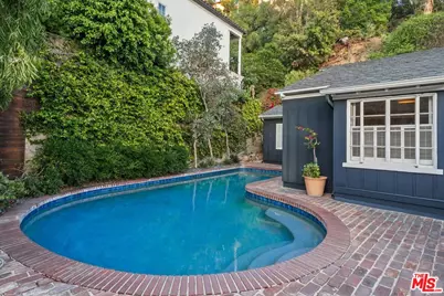 2109 Castilian Dr, Los Angeles, CA 90068 - Photo 24