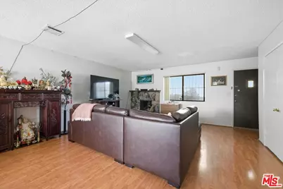 18 Park St #6, Alhambra, CA 91801 - Photo 4