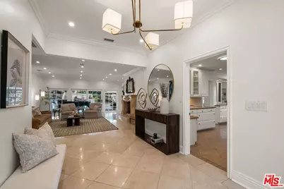 9023 Alto Cedro Dr, Beverly Hills, CA 90210 - Photo 6