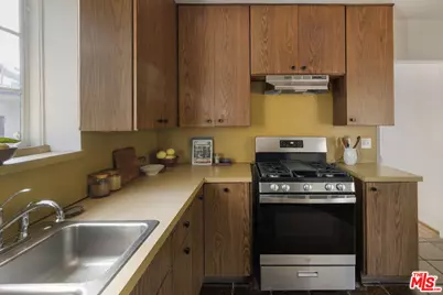 2502 Armstrong Ave, Los Angeles, CA 90039 - Photo 12