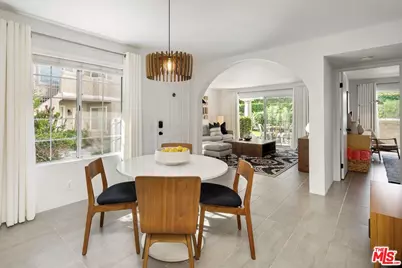 2001 E Camino Parocela #L81, Palm Springs, CA 92264 - Photo 2