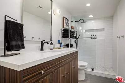 2001 E Camino Parocela #L81, Palm Springs, CA 92264 - Photo 16