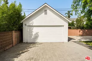 4177 Halldale Ave, Los Angeles, CA 90062 - Photo 32