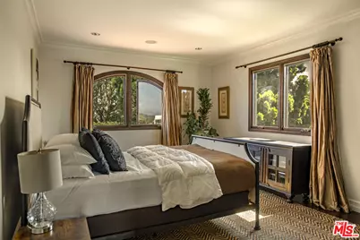 7222 Kentwood Ave, Los Angeles, CA 90045 - Photo 28