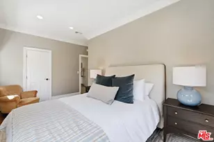 154 S Anita Ave, Los Angeles, CA 90049 - Photo 30
