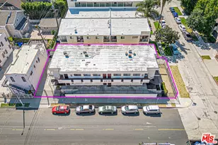 940 S Gramercy Pl, Los Angeles, CA 90019 - Photo 26